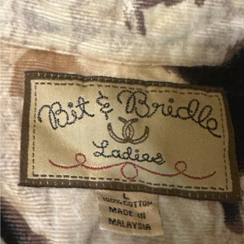 #1279 Horse Print Button-Up Corduroy Shirt Size Large - Picture 3 of 3
